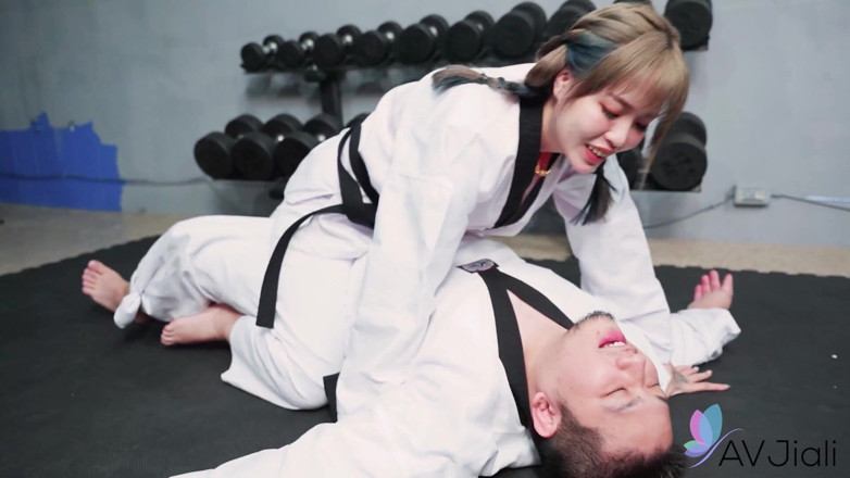 AV Jiali: Bad bad fucks her karate master in the dojo
