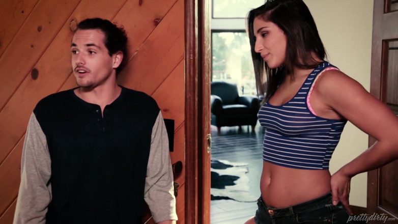 Pretty Dirty: Abella Danger iniciuje trojku s novým nevlastním bratrem a kamarádem...