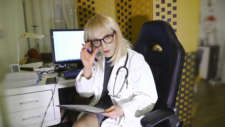 TV_Helena: Consultazione delle ore con la trans Doc Helena! Mettiamo alla...