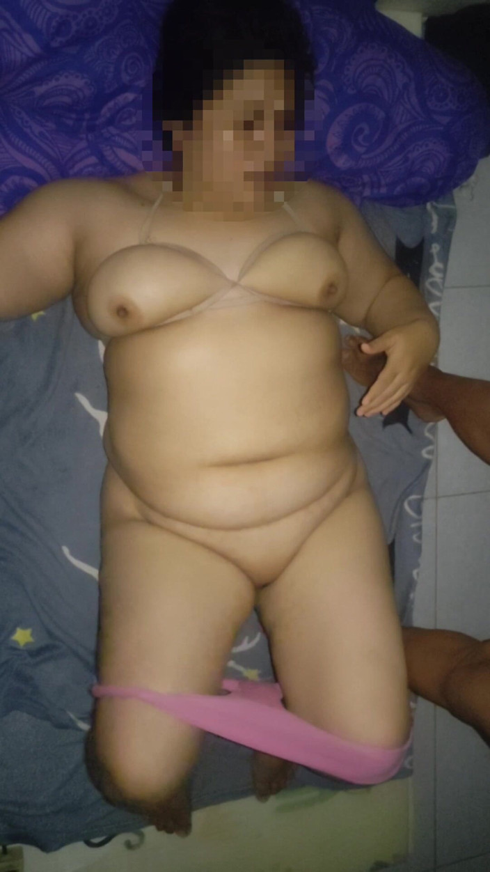 my_wife_chubby: Làm Tình Với Dì Ngực Đầy Đặn