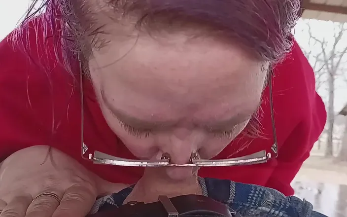 FluffyBeeChan: Blowjob in the park. He got to cum in my...