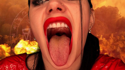 Goddess Misha Goldy: Di dalam seorang Devil! Fetish devour!