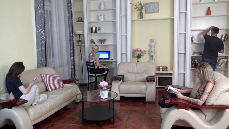 Femdom Austria: Płaski udział Femdom! (Jest częścią imprezy femdom 14!)