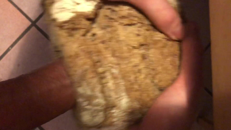 Francesco Spinozzi: Ngentot roti loaf