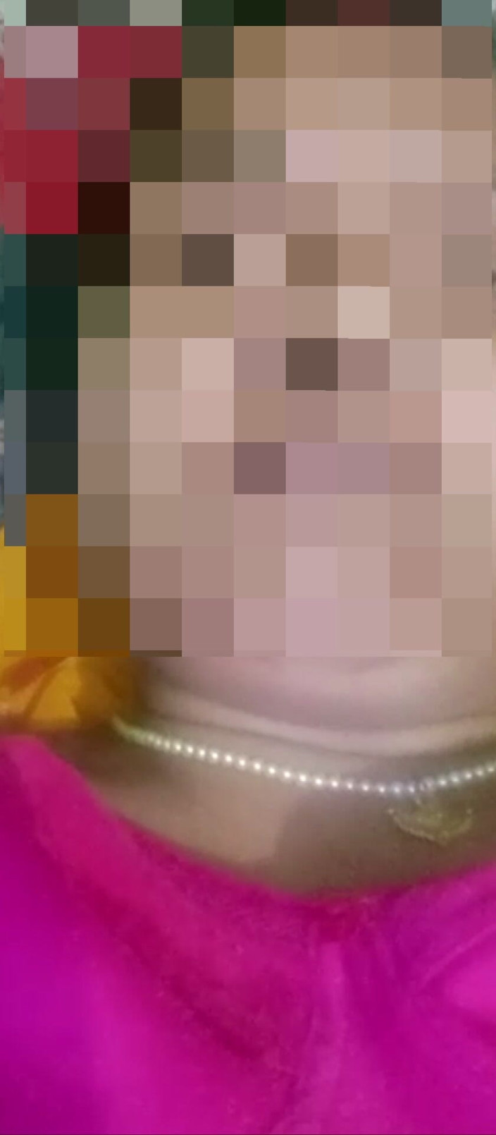ravi100: Mamta bhabhi fingerte ihre muschi und brachte es zum squirten.