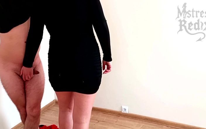 Mistress Redix: 手铐睾丸