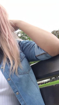 Niemiecka skaut - blondynka Cayla Lyons z idealną okrągłą dupą i cyckami na castingu jebanie