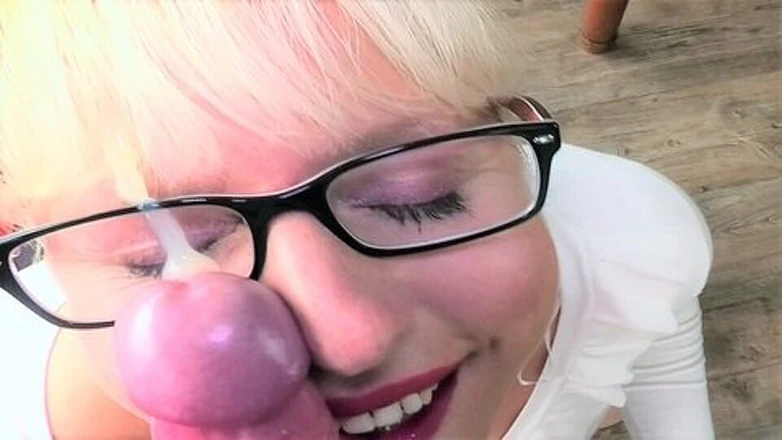 Boris Schwarz Studio: Boris Schwarz: Slutty Blonde Secretary Fucks Around in the Office