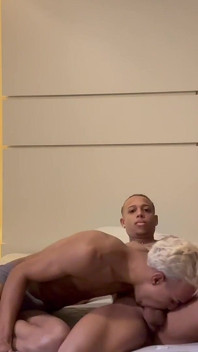 Sexy Twinks Šukání Bez Kondomu Velké Ptáky 69 orální Lucas Ferrari