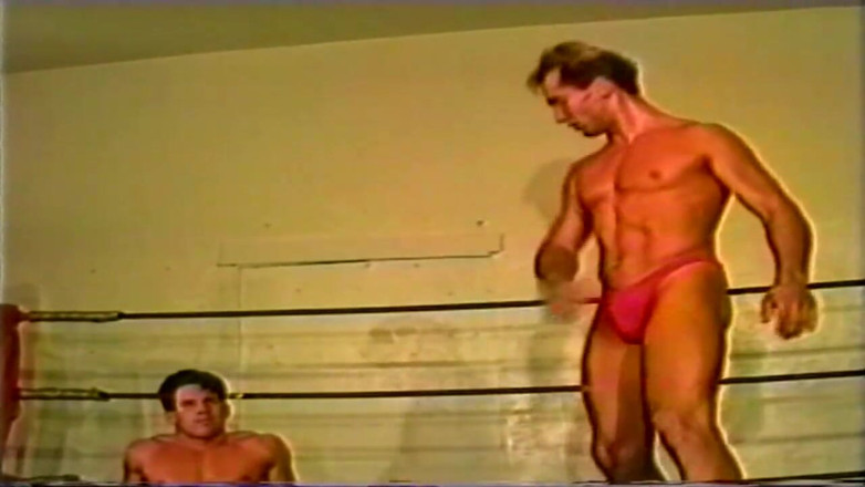 Gaylicious: Fusto maturo anello di wrestling Prolasso anale esposto