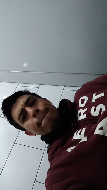 AlexAlejandro13: Work While I Walk in the Bathroom