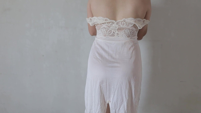 deafheaven666: Une chindo exhibe sa chatte