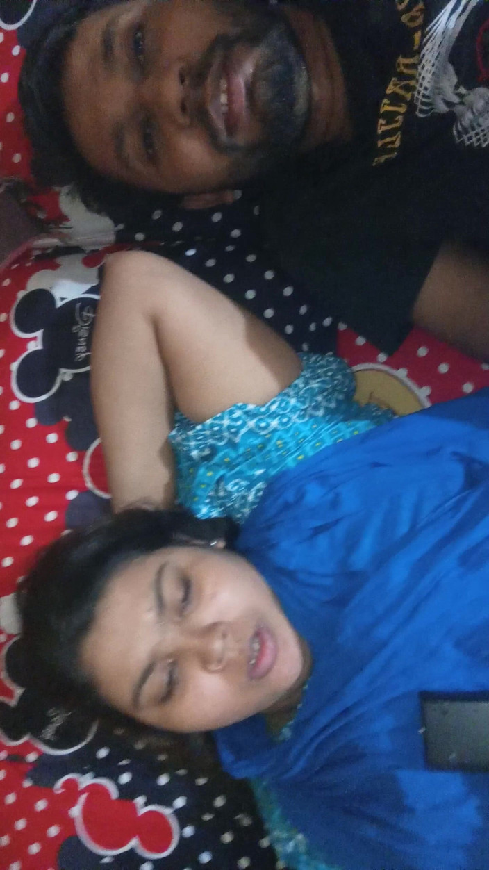 Desi Video BD: Indiancă bhabhi și iubit în camera de hotel