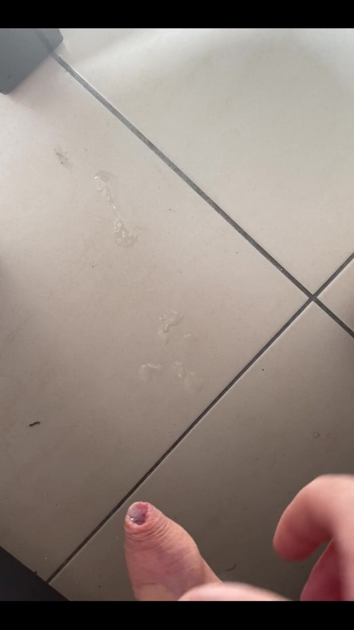 Hacou69: Masturbare de dimineață