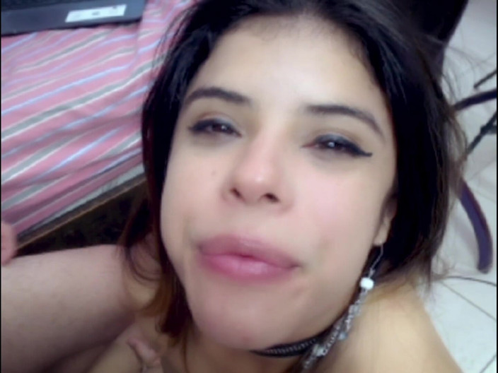 Selena Vega: Pequeña jovenCita Selena Vega chupa y folla como una profesional (video...