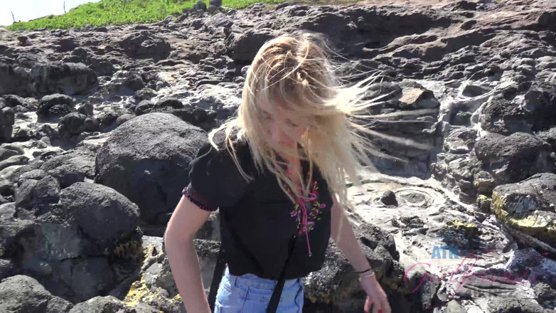 ATK Fans (Girlfriends): Vacances virtuelles à Hawaï avec la coquine Peyton Coast 5/7