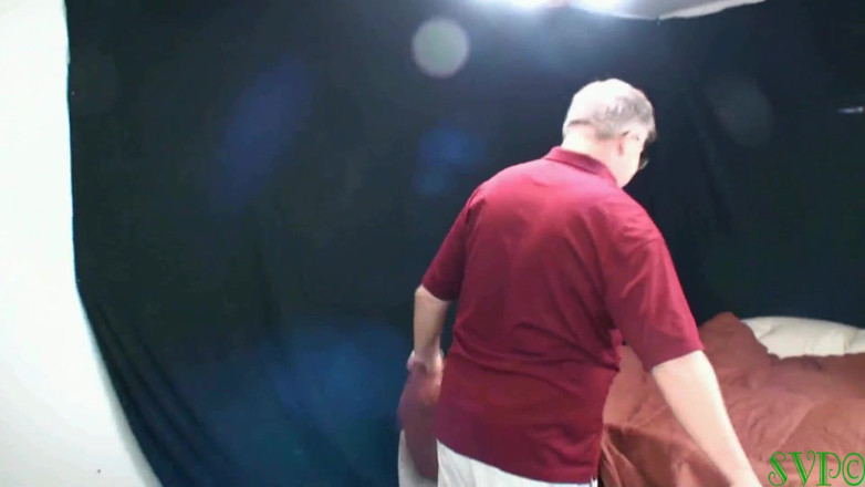 Nasty grannies: 섹스하고 따먹히는 바람난 남편 할머니