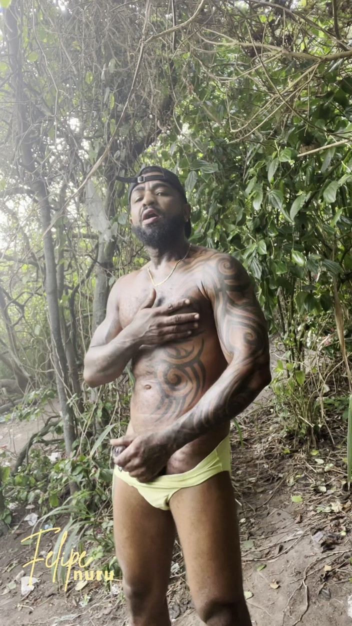 Felipe Nuru: Eén spelen op het pad