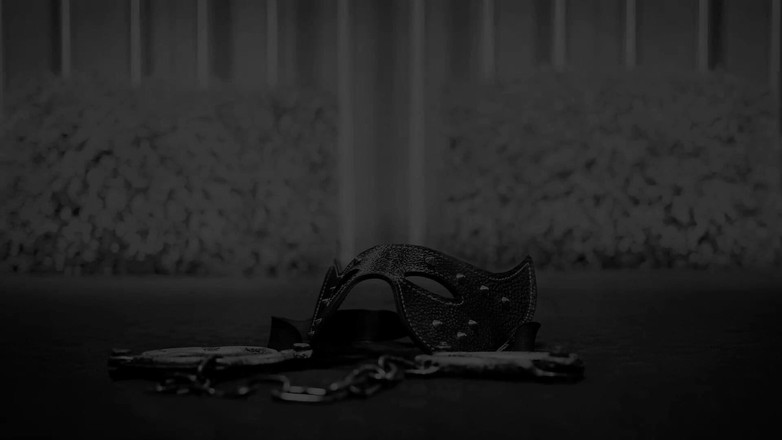 Masked-Fantasy: Związana MILF dostaje 35 minut stymulacji cipki i obrzeża, które doprowadza...