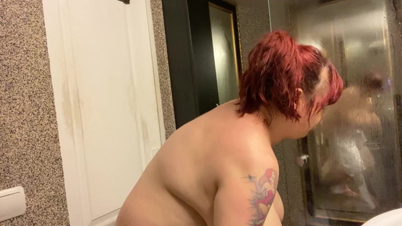 Roxanne Miller: Wet Tank Top e Xixi