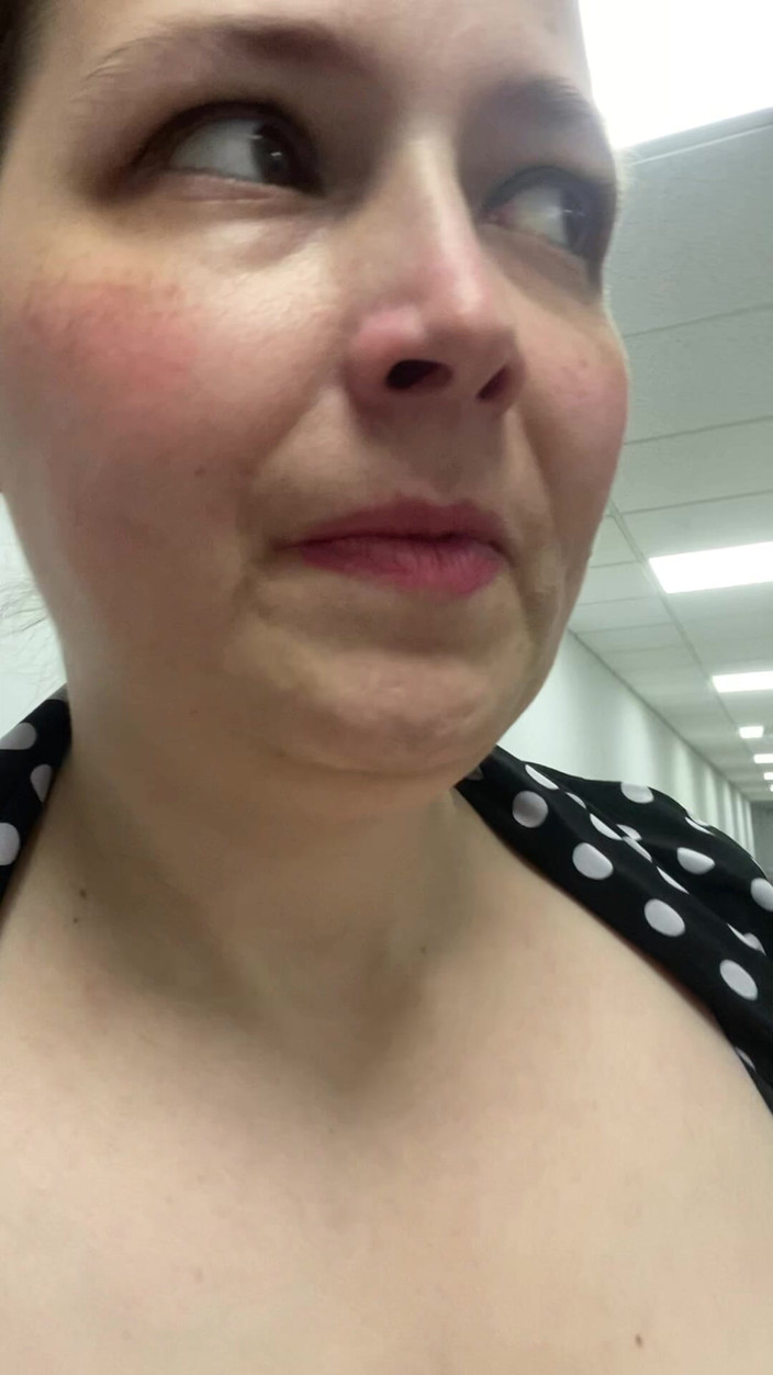MissChrystalline: Msturbation en public dans la nature jusqu’à ce que je...