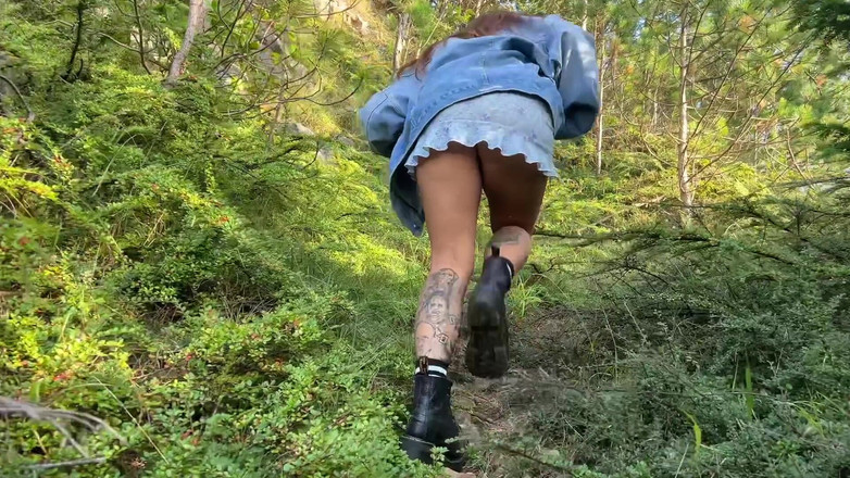 Only Owain: Teen xăm mình đụ tôi khi đi bộ đường dài