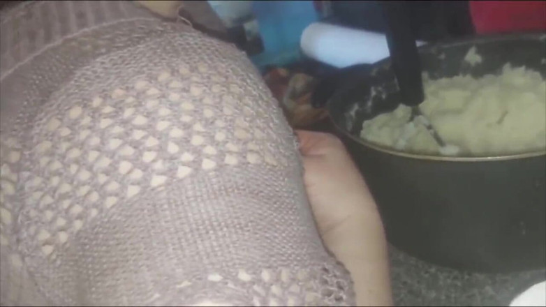 Anal_Angi_Rose: 做晚餐时