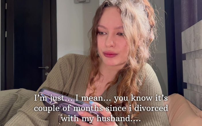 Alexa Poshspicy: VEDERE LA PERSOANA 1: Mătușa vitregă m-a prins masturbându-mă și s-a oferit...