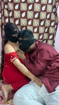 Karwa Chauth, ošukal jsem zadek své sladké manželky