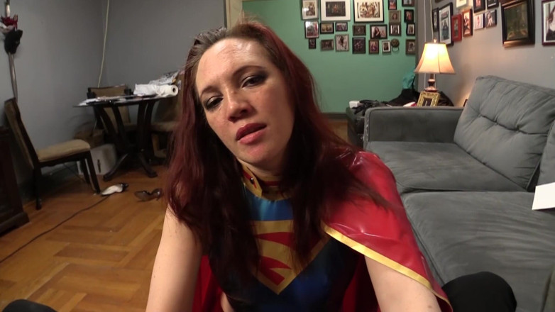 Evangelines Fetish: Czas w domu Suoergirl na ręczną pracę