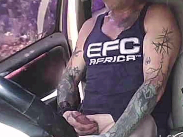 Be demoned: Dale ascensor a la chica de la universidad a casa