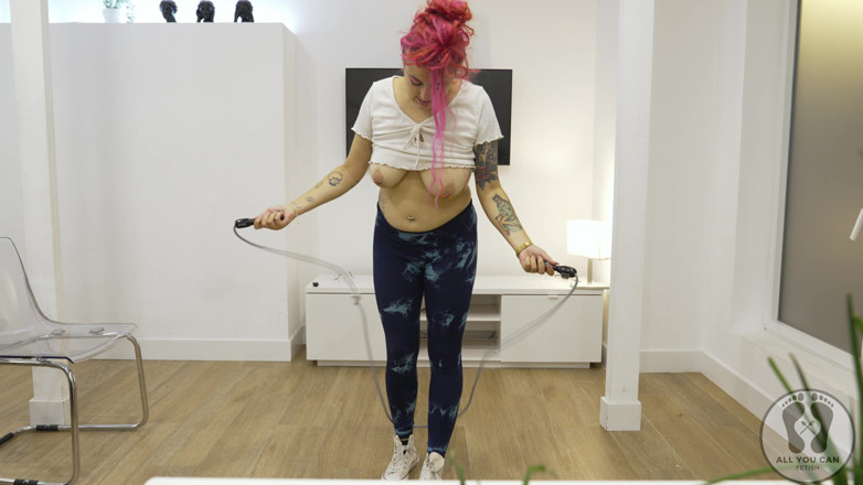 All You Can Fetish: Antrenament de yoga încălzirea Jacks Sărind coarda țâțe mari