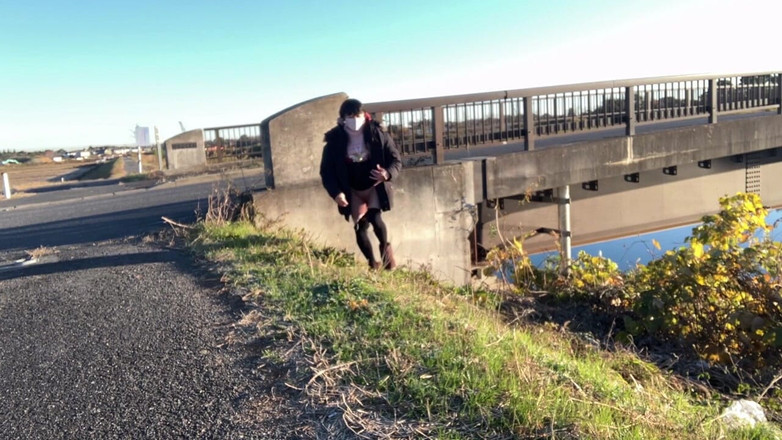 megu2002: 自主トレーニング No37 ストッキング直穿きで日課の朝露出散歩