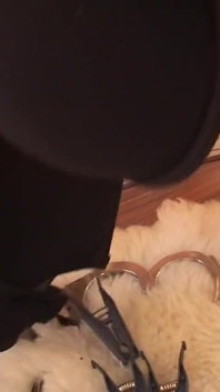 Lucy Rose zeigt sich