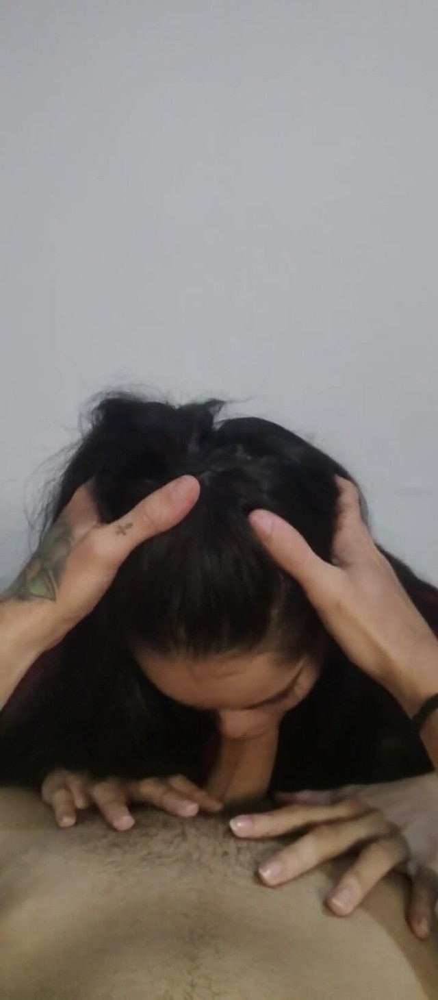 Playing the Role of Submissive Girlfriend with Deep Oral Sex on Wellington Prado's Big Dick (Debora Prado)
