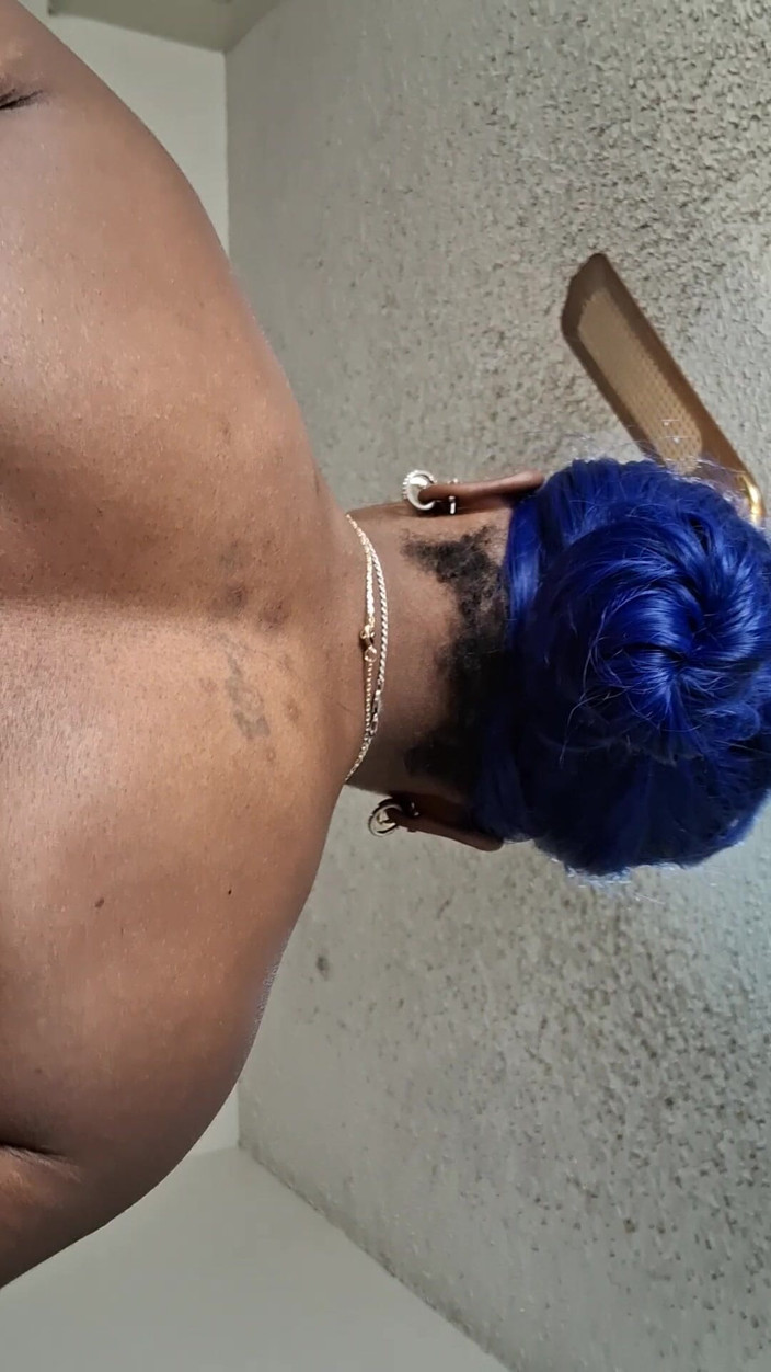 Trapper Woodstock: Nastie azul en rosa