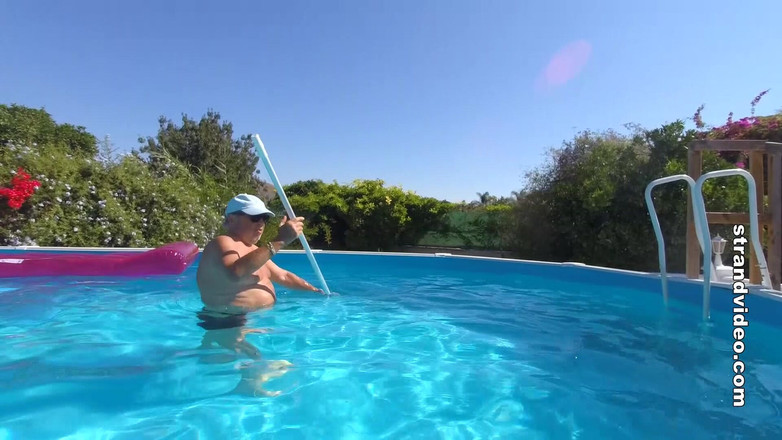 Sarah Stern: Meg und die Pool-putzfrau