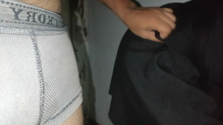 Tina Baby: Milf não sóbria do clube se preparando para obtê-lo