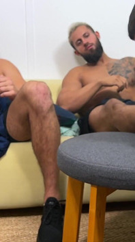 Thom aanbidt Maui & Zeek
