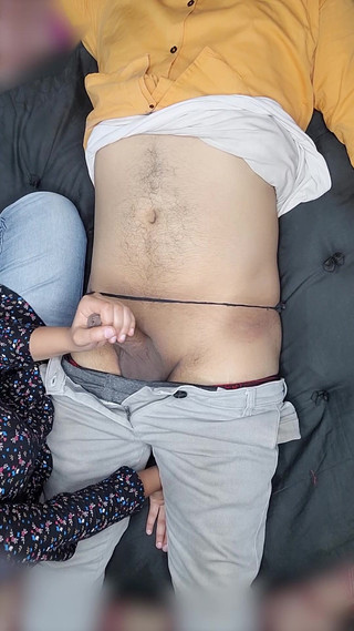 Vicky Thakur: Parte 3 la mia sorellastra lecca il mio pene una gola...