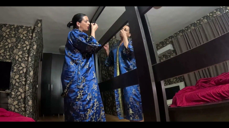 MilfyCalla: Cachonda geisha fantasy garganta profunda, provocación de satén y juego...
