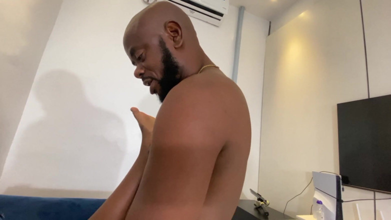 Janbari5: Beautiful Ebony with Big Ass Got Hot Sex in a...