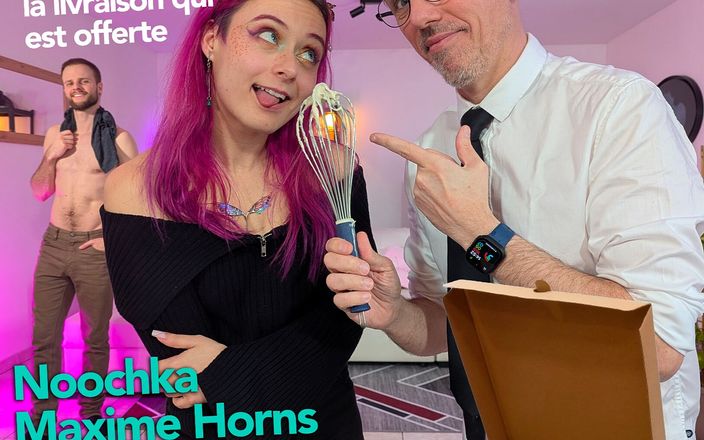Maxime horns bisexual straight strap on: Delivroubignole和maxime horns noochka Davy在约会对象旁边做爱并被填满
