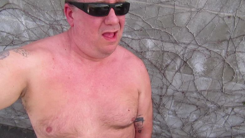 The porky pervert: Parking de train, éjaculation 2 (angle POV)
