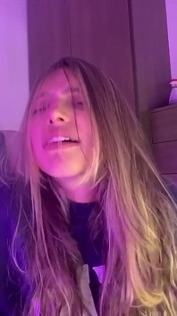 Nohy mého souseda jsou horké šílenství