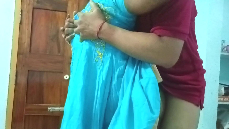 Hot N Sexy: Naina Bhabhi sex super fierbinte cu iubitul complet romantic masti...