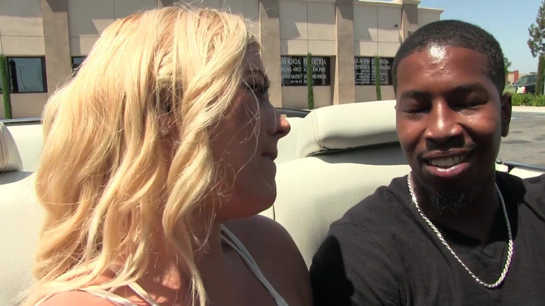 Black Monstercock Force: 19-jarige pawg blondine verdient monsterlul