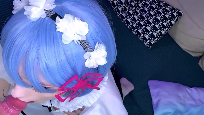 Eva Barbie: 可爱少女不停地高潮并被干