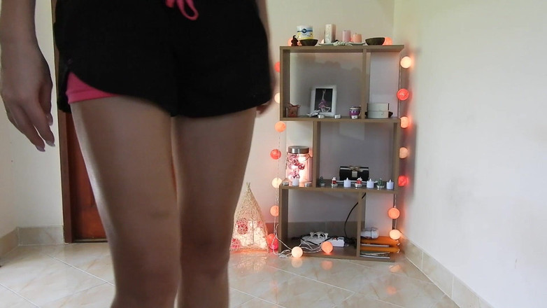 MissAnja_FH: Verschwitzte kleidung und squirtende muschi, tag 3