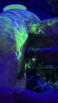 Uv fisting orgia gangbang gruppo - parte 2